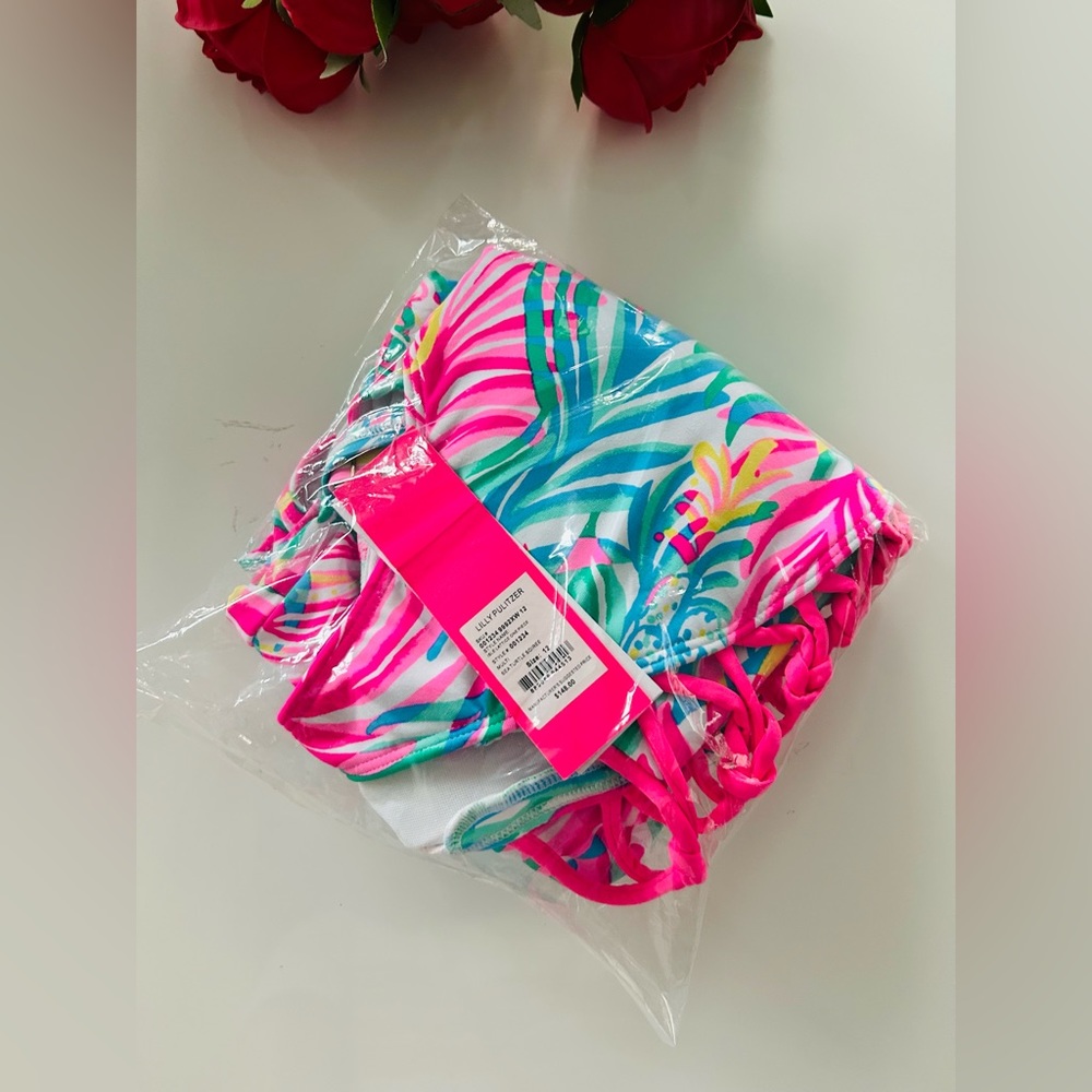 Lilly Pulitzer Isle Lattice One-Piece Swimsuit - Picture 15 of 16